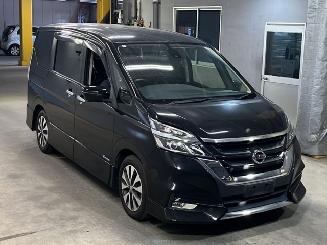 Nissan SERENA 2018 8607425-4