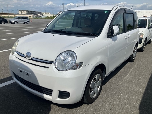 Toyota SIENTA 2011 8600749-10