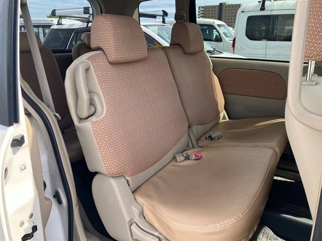 Toyota SIENTA 2011 8600749-6