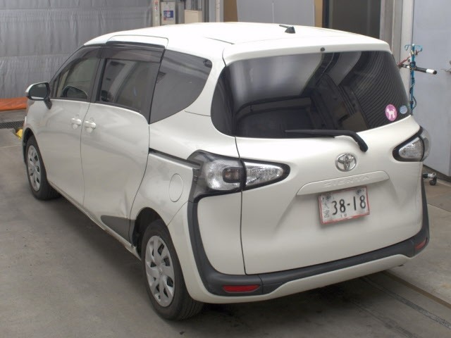 Toyota SIENTA 2015 8600762-1