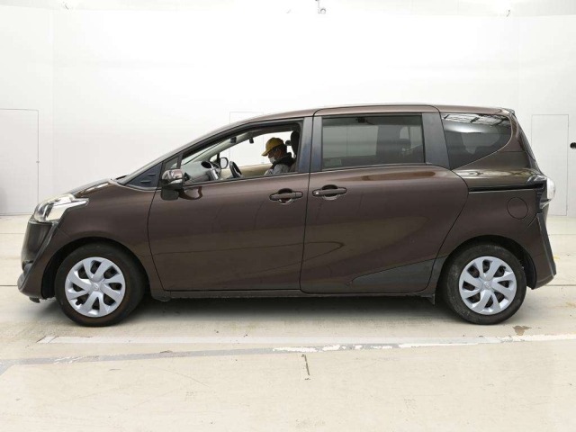 Toyota SIENTA 2015 8600832-4