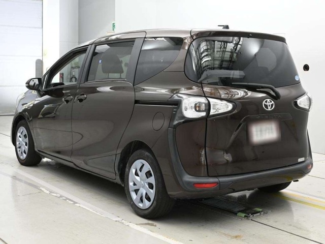 Toyota SIENTA 2015 8600832-6