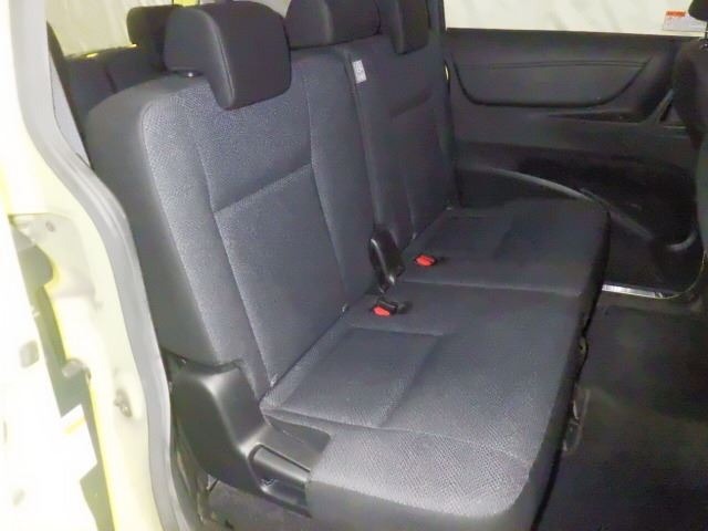 Toyota SIENTA 2016 8600875-5