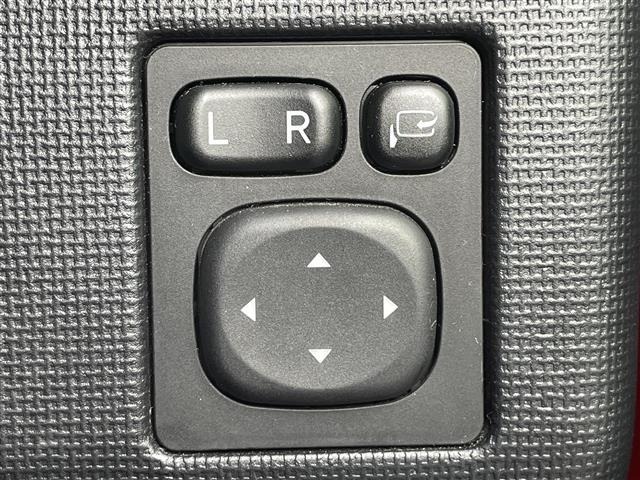 Toyota SPADE 2016 8605067-5