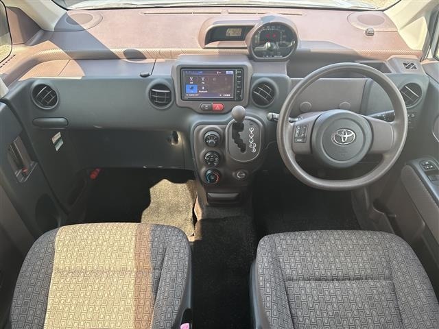 Toyota SPADE 2014 8605091-15