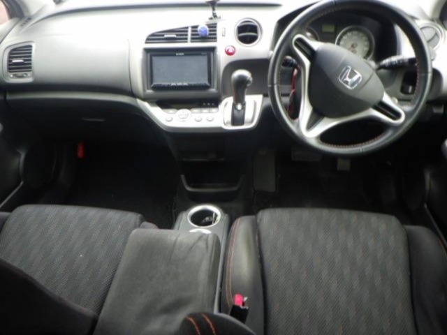 Honda STREAM 2012 8608197-3