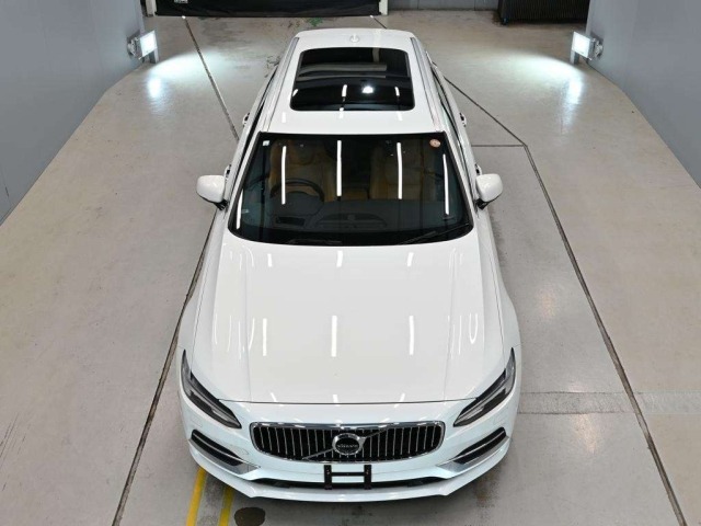 Volvo V90 2017 8611035-7
