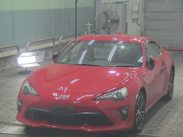 Toyota 86 2017 8621053-4