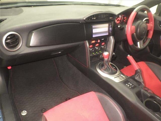 Toyota 86 2013 8621193-4