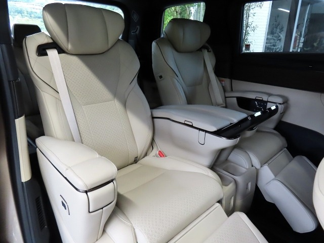 Toyota ALPHARD 2026 8621929-19