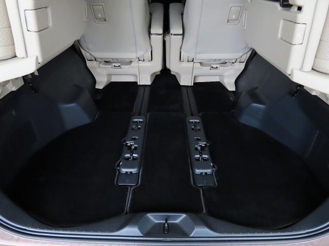 Toyota ALPHARD 2026 8621929-24