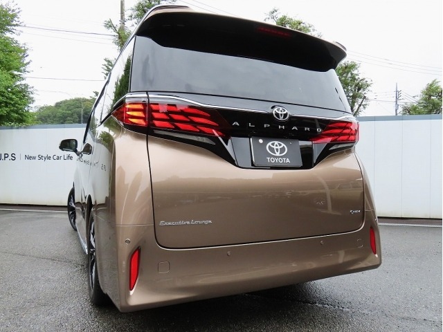 Toyota ALPHARD 2026 8621929-27