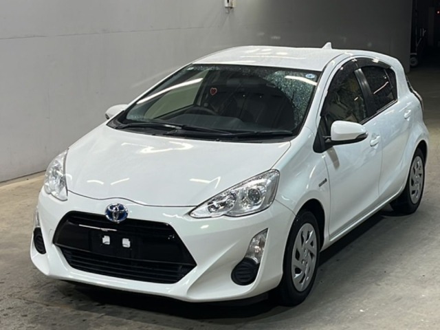 Toyota AQUA 2016 8613335-0