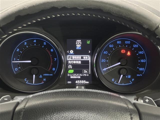 Toyota AURIS 2017 8620345-11