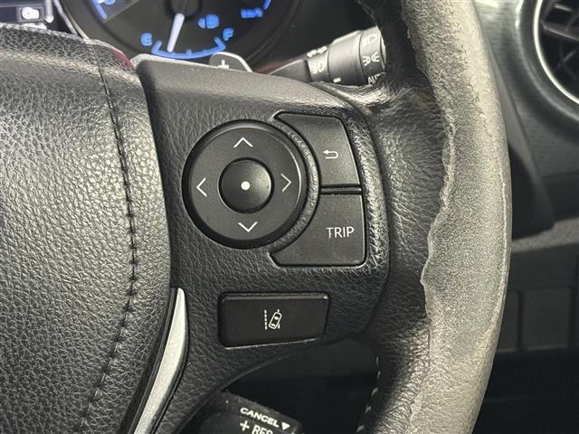 Toyota AURIS 2017 8620345-13