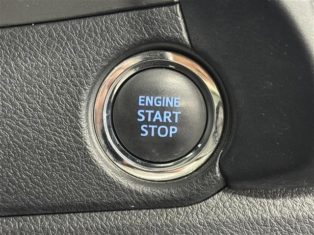 Toyota AURIS 2017 8620345-6