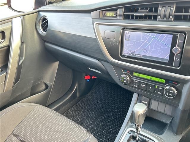 Toyota AURIS 2013 8620346-16