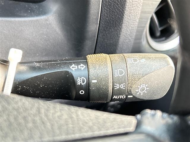 Toyota AURIS 2013 8620346-7