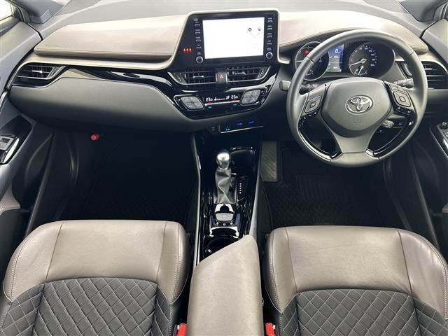 Toyota C-HR 2021 8618617-15