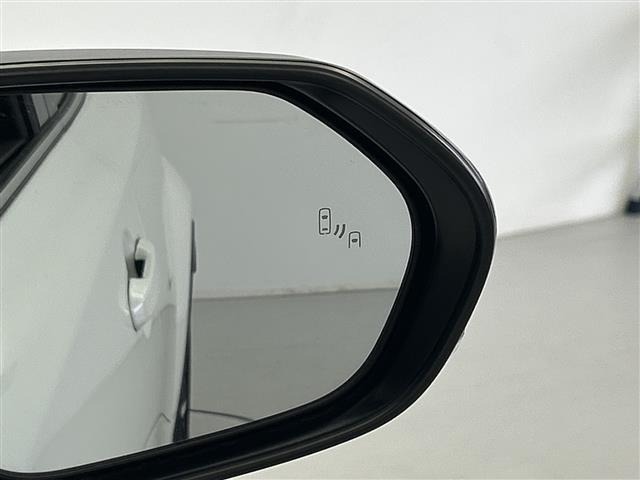 Toyota C-HR 2021 8618617-18