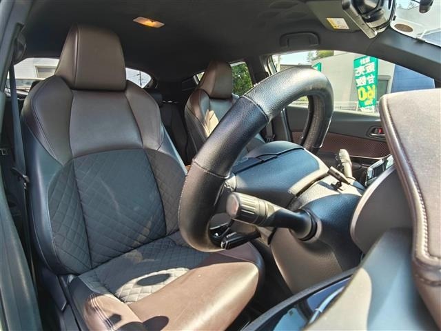 Toyota C-HR 2018 8618624-12