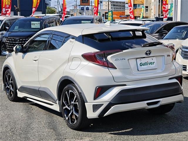 Toyota C-HR 2018 8618624-14