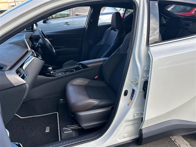 Toyota C-HR 2018 8618625-10