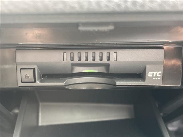 Toyota CAMRY 2018 8620167-1