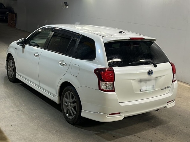 Toyota COROLLA FIELDER 2014 8621117-1