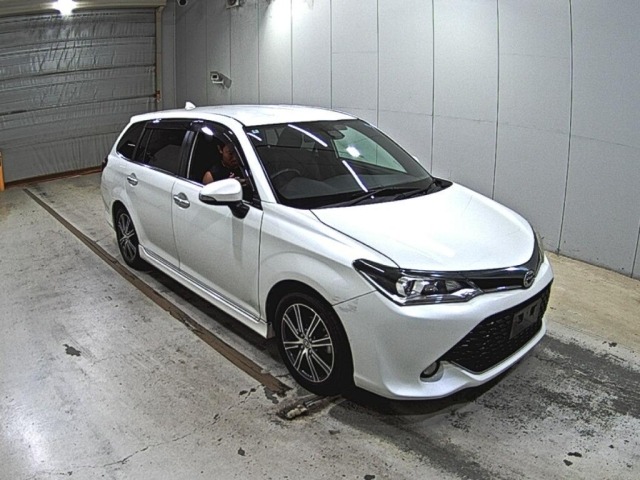 Toyota COROLLA FIELDER 2016 8621256-0