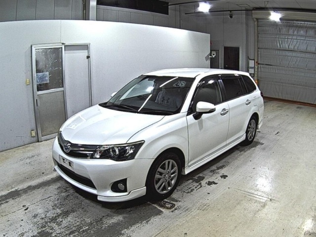 Toyota COROLLA FIELDER 2014 8621257-4