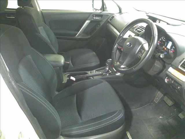 Subaru FORESTER 2015 8621448-4
