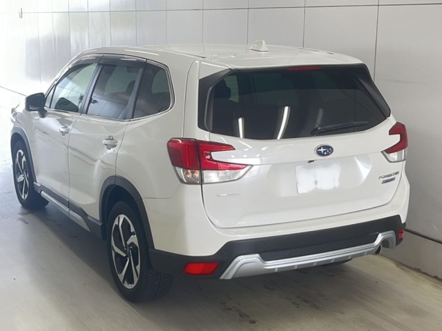Subaru FORESTER 2022 8621590-1