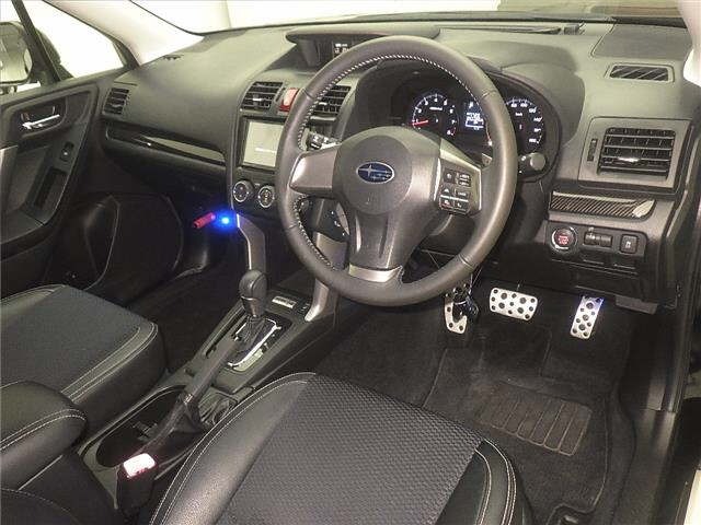 Subaru FORESTER 2014 8621594-3