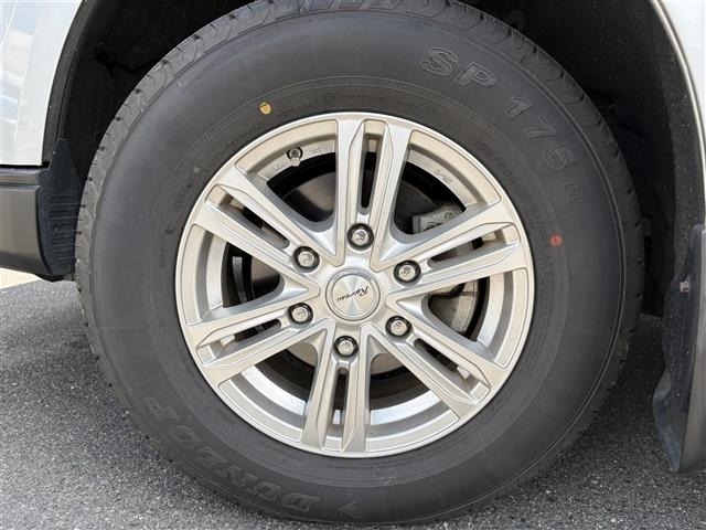 Toyota HIACE COMMUTER 2017 8621904-5