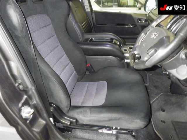 Toyota HIACE VAN 2017 8621063-6