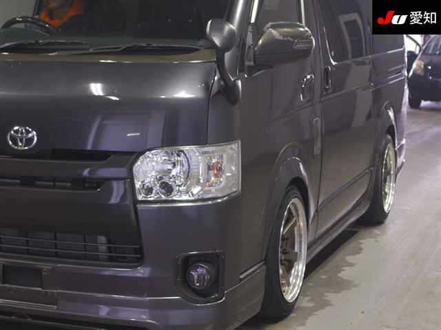Toyota HIACE VAN 2017 8621063-7