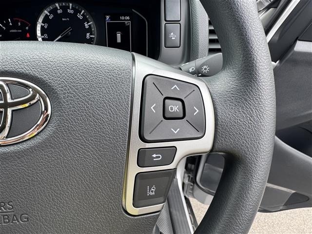 Toyota HIACE VAN 2026 8621326-11