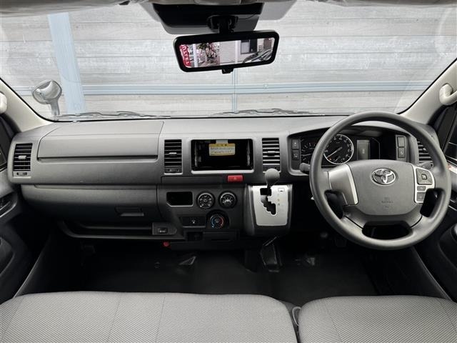 Toyota HIACE VAN 2026 8621326-14