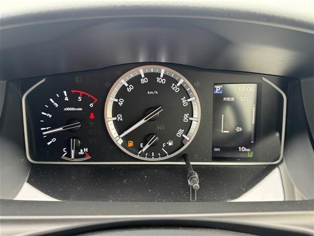 Toyota HIACE VAN 2026 8621326-22