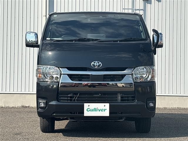 Toyota HIACE VAN 2023 8621327-12