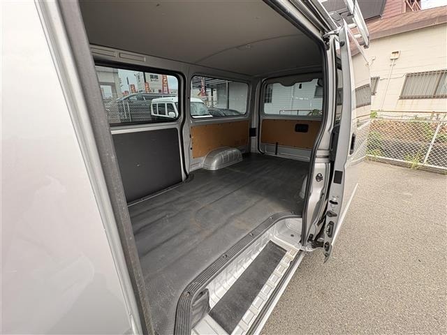 Toyota HIACE VAN 2024 8621361-12