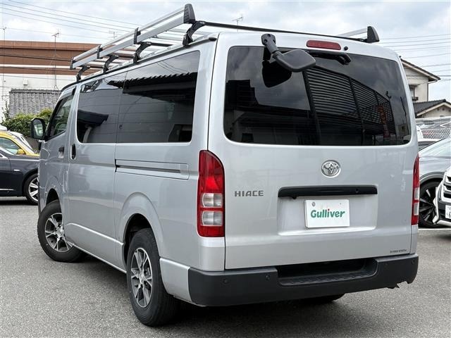 Toyota HIACE VAN 2024 8621361-19