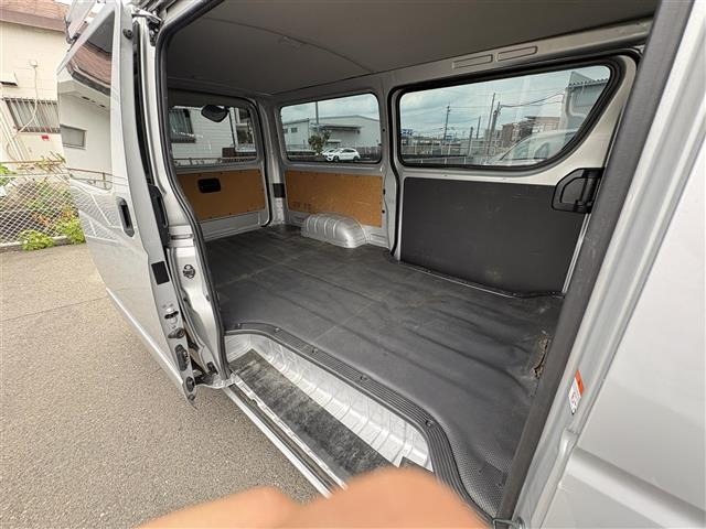 Toyota HIACE VAN 2024 8621361-20