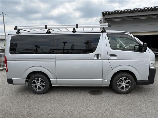 Toyota HIACE VAN 2024 8621361-3
