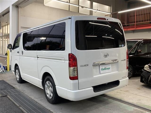 Toyota HIACE VAN 2016 8621363-1