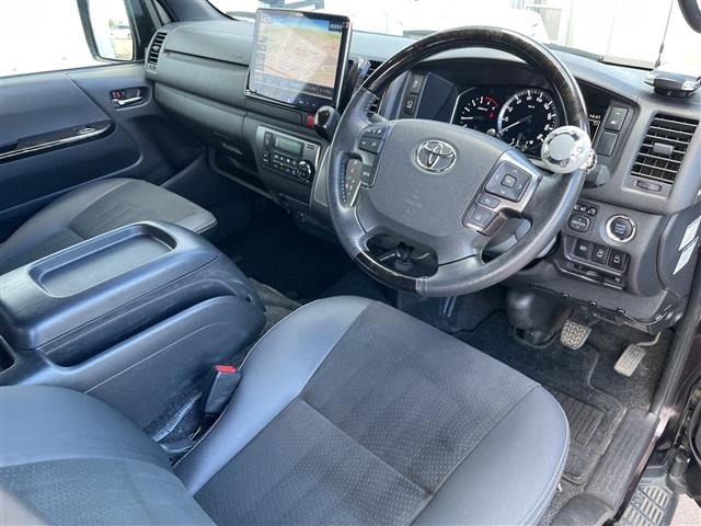 Toyota HIACE VAN 2020 8621364-22