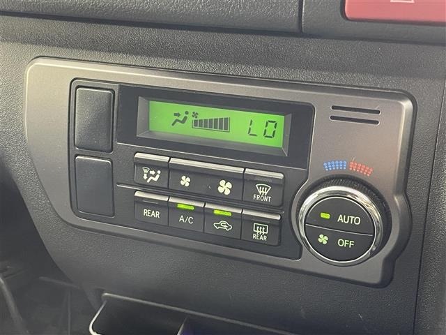 Toyota HIACE VAN 2020 8621365-11