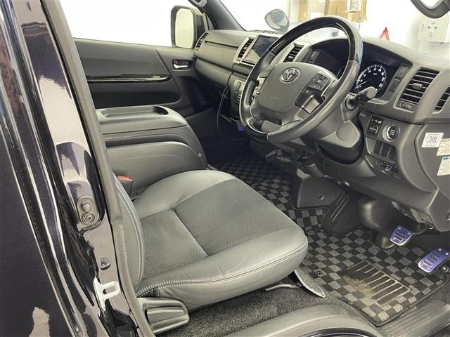 Toyota HIACE VAN 2020 8621365-6