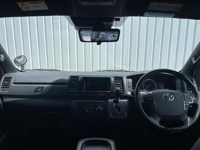 Toyota HIACE VAN 2025 8621366-14